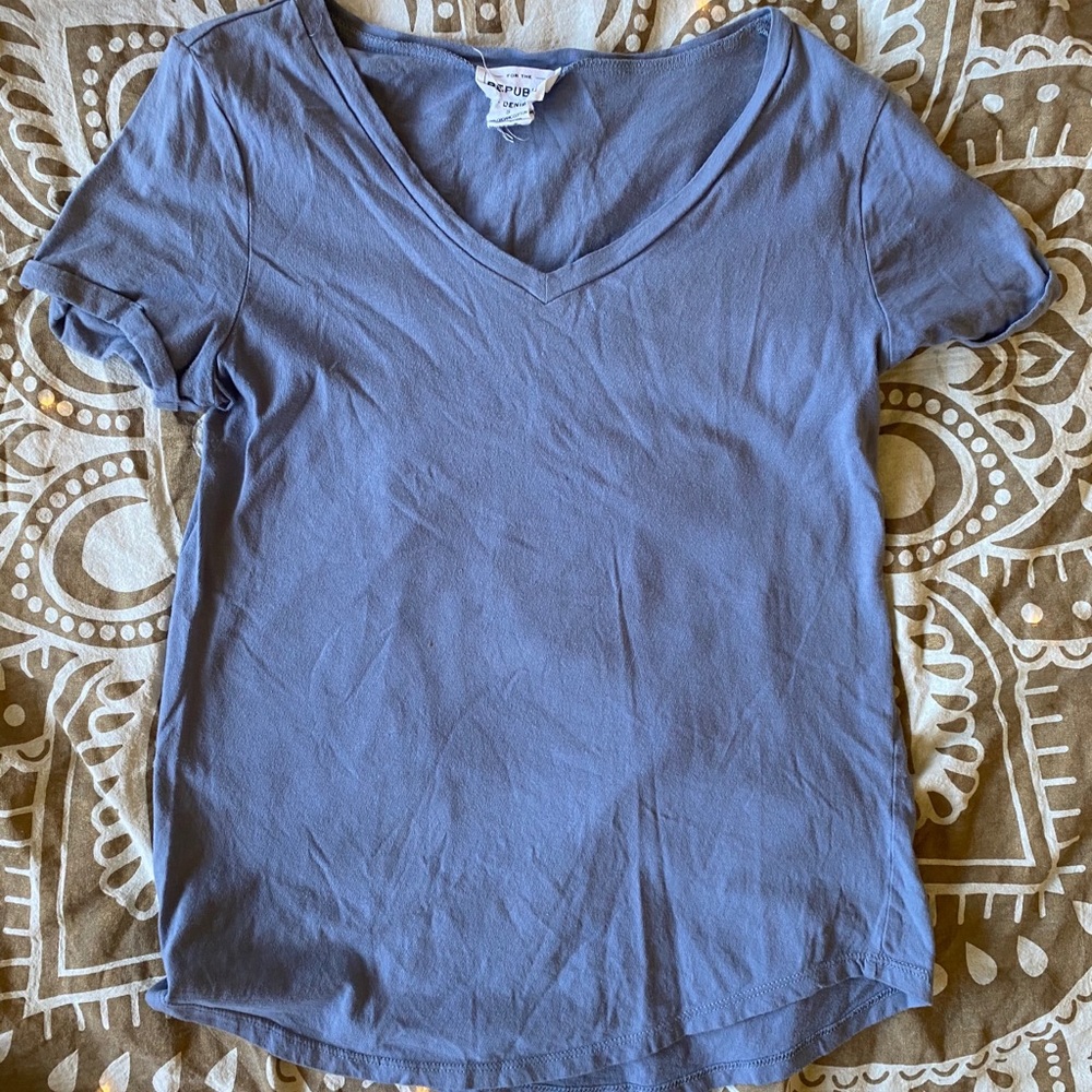 Simple blue V neck T-shirt